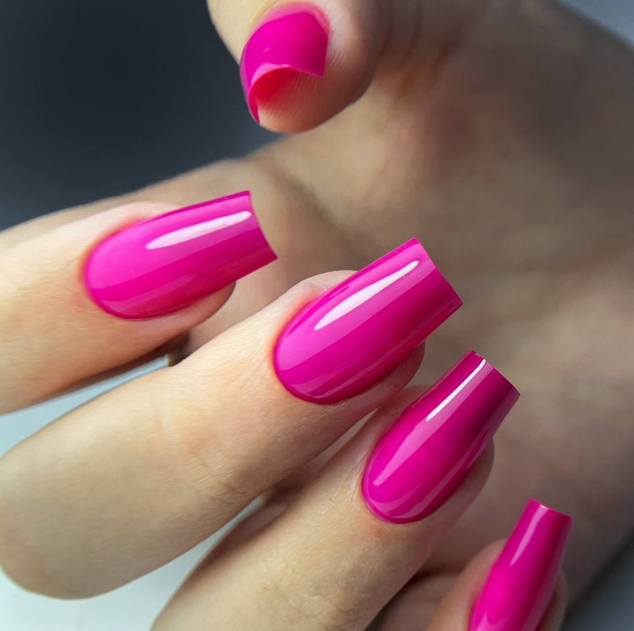 Маникюр и педикюр от мастера Екатерины в Drama Beauty Studio